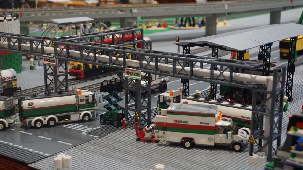 Model Expo Italy lego autoambulanza